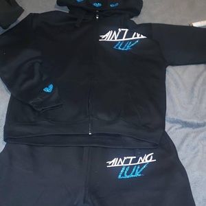 Ain’t No Luv Clothing